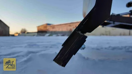 Минитрактор Феникс Р-2 с отвалом