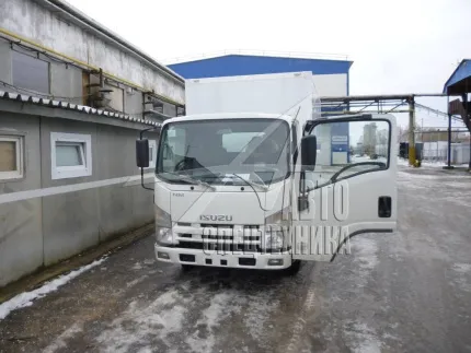 Изотермический фургон ISUZU NMR85/NMR85H (ELF 5.2)