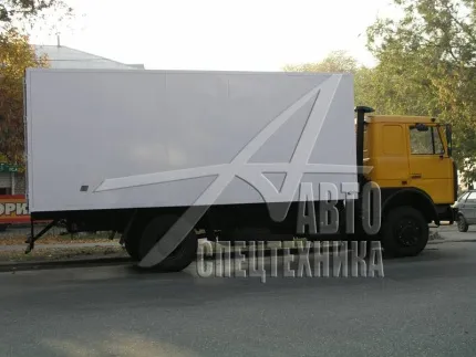 Промтоварный фургон МАЗ 5340В3