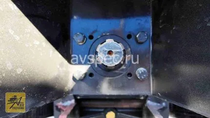 Минитрактор Dongfeng DF-244 G2 с кабиной и реверсом ПСМ